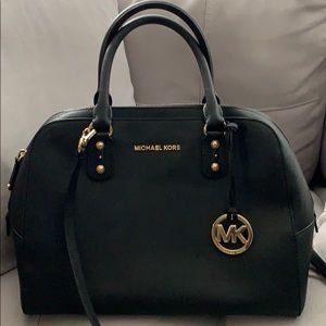 Black Micheal Kors purse
